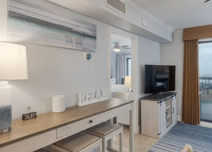111 Harbour Place Apartment *