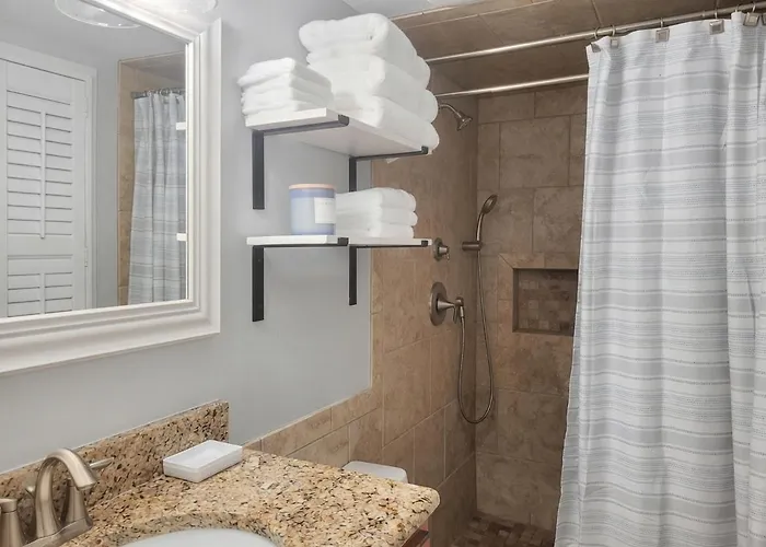 111 Harbour Place Apartment Gulf Shores